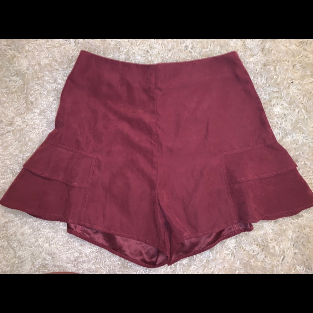 red ruffle shorts